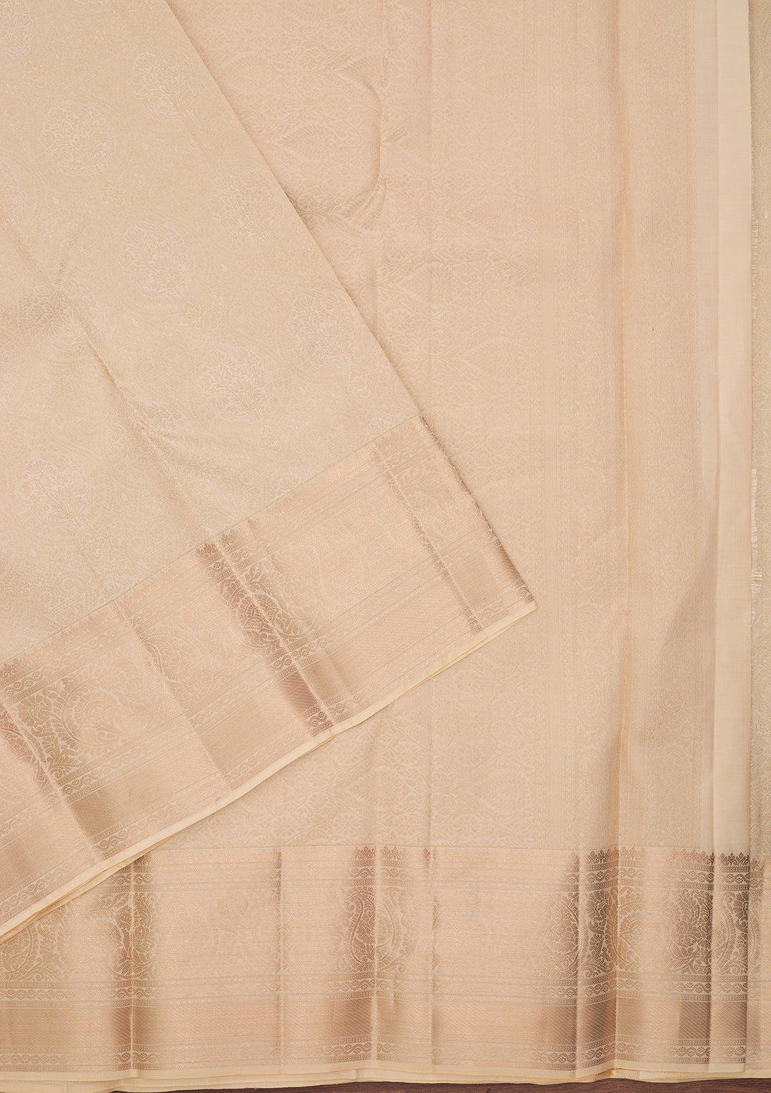 Cream Silk Jaal Silver Zariwork Saree With Matching Blouse Piece