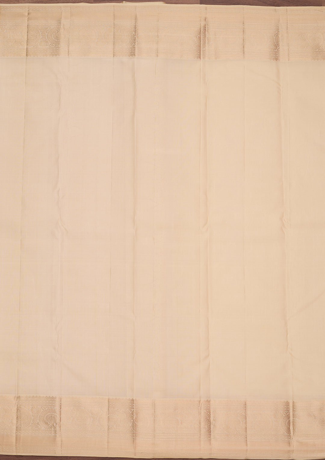 Cream Silk Jaal Silver Zariwork Saree With Matching Blouse Piece