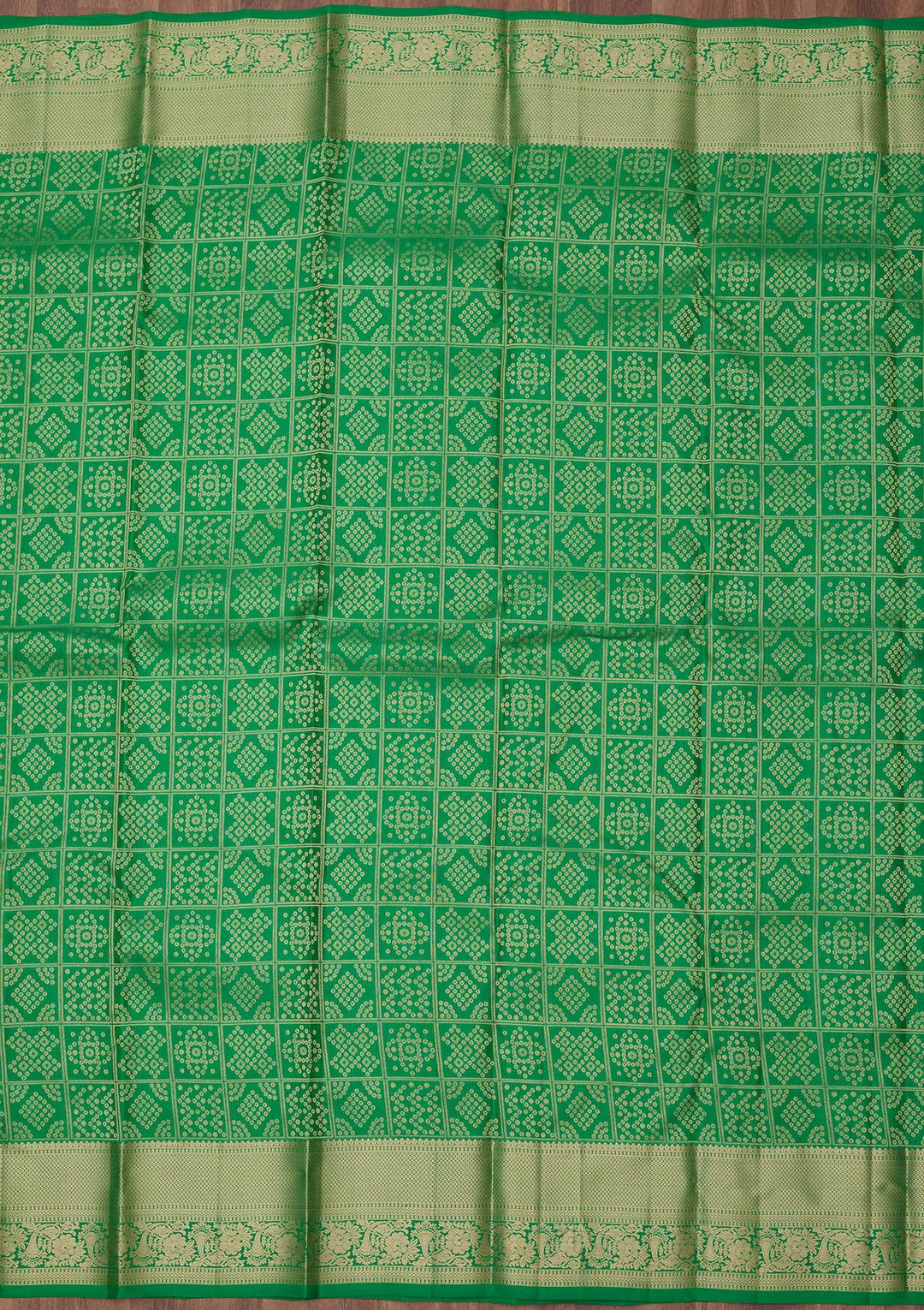 Green Silk Jaal Gold Zariwork Saree With Matching Blouse Piece