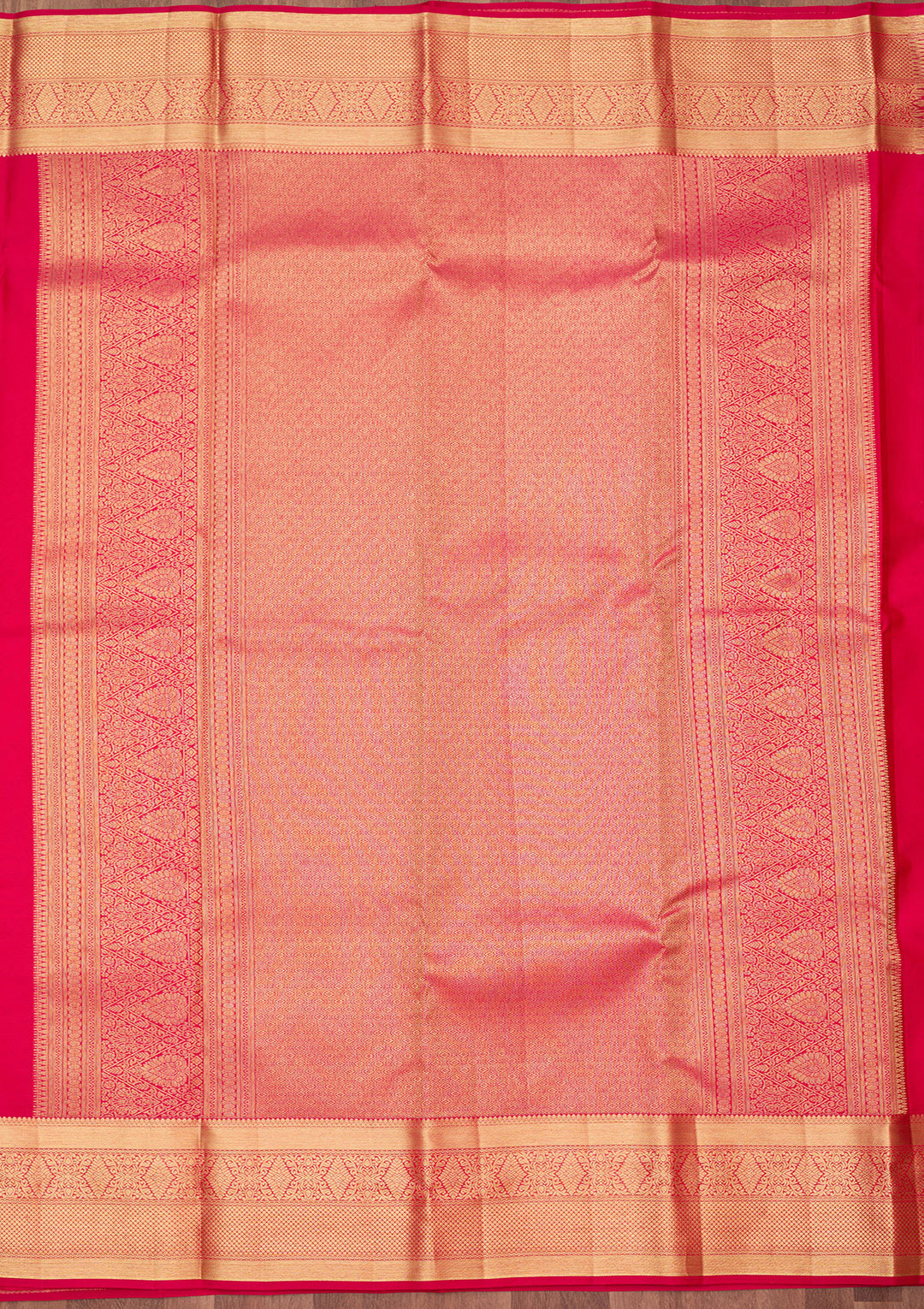 Rani Pink Silk Jaal Gold Zariwork Saree With Matching Blouse Piece