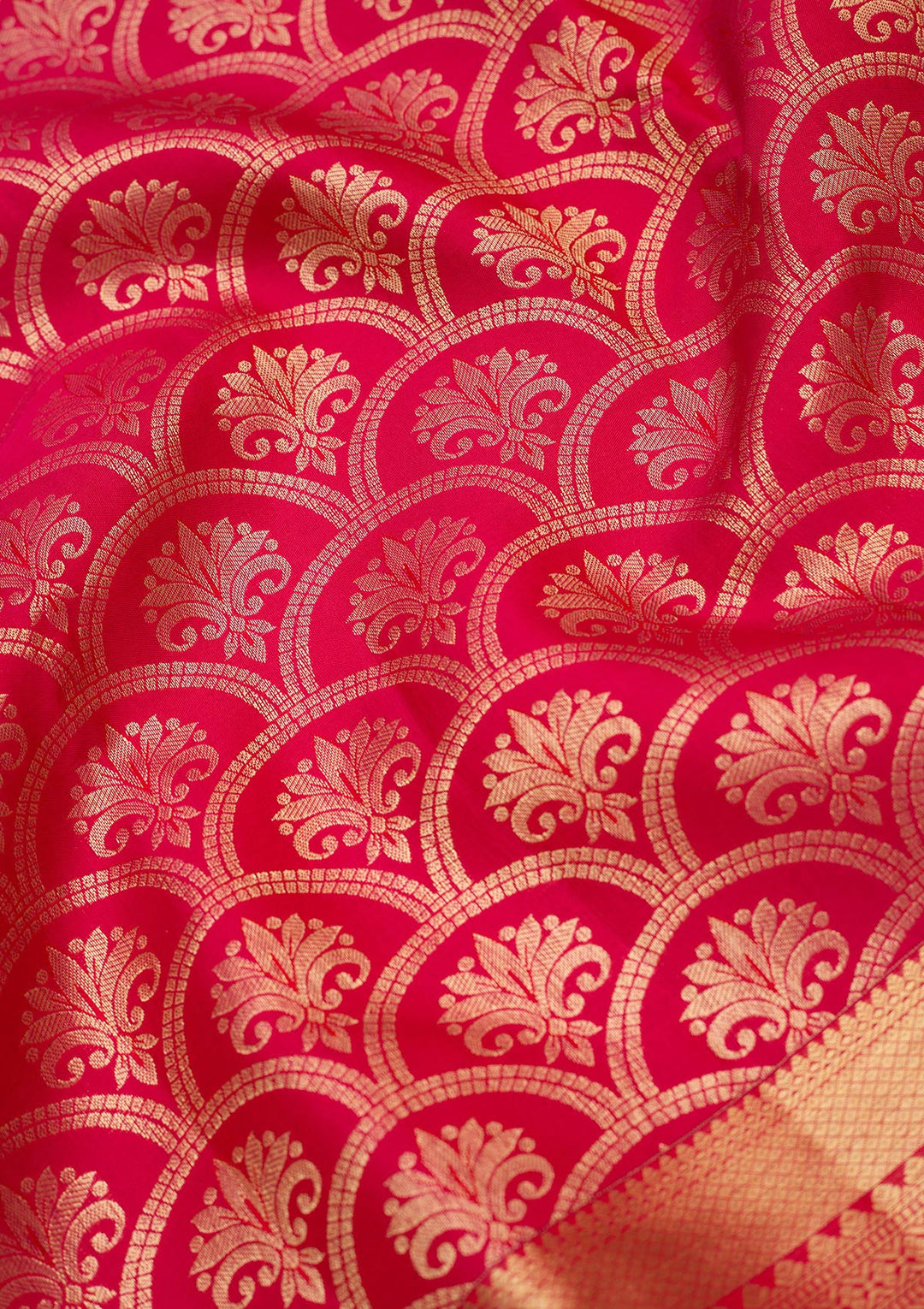 Rani Pink Silk Jaal Gold Zariwork Saree With Matching Blouse Piece