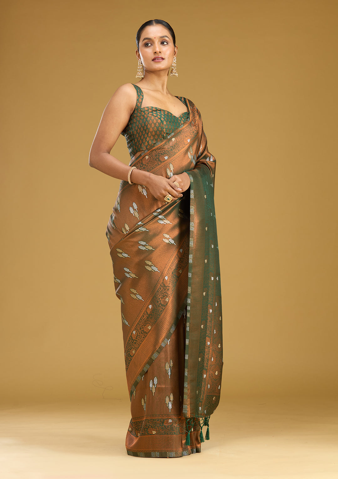 Mehendi Silk Buti Gold Zariwork Saree With Matching Blouse Piece