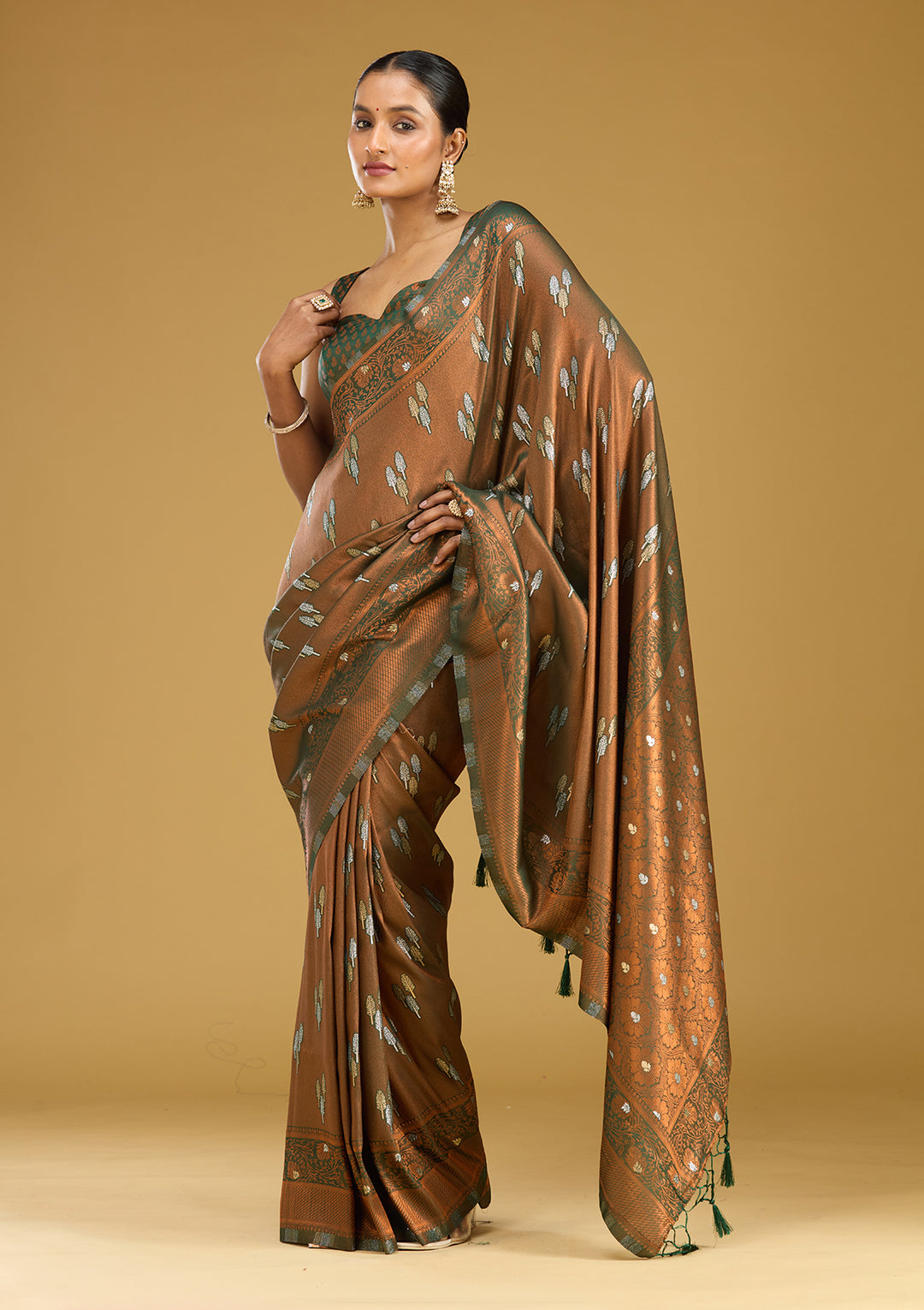 Mehendi Silk Buti Gold Zariwork Saree With Matching Blouse Piece