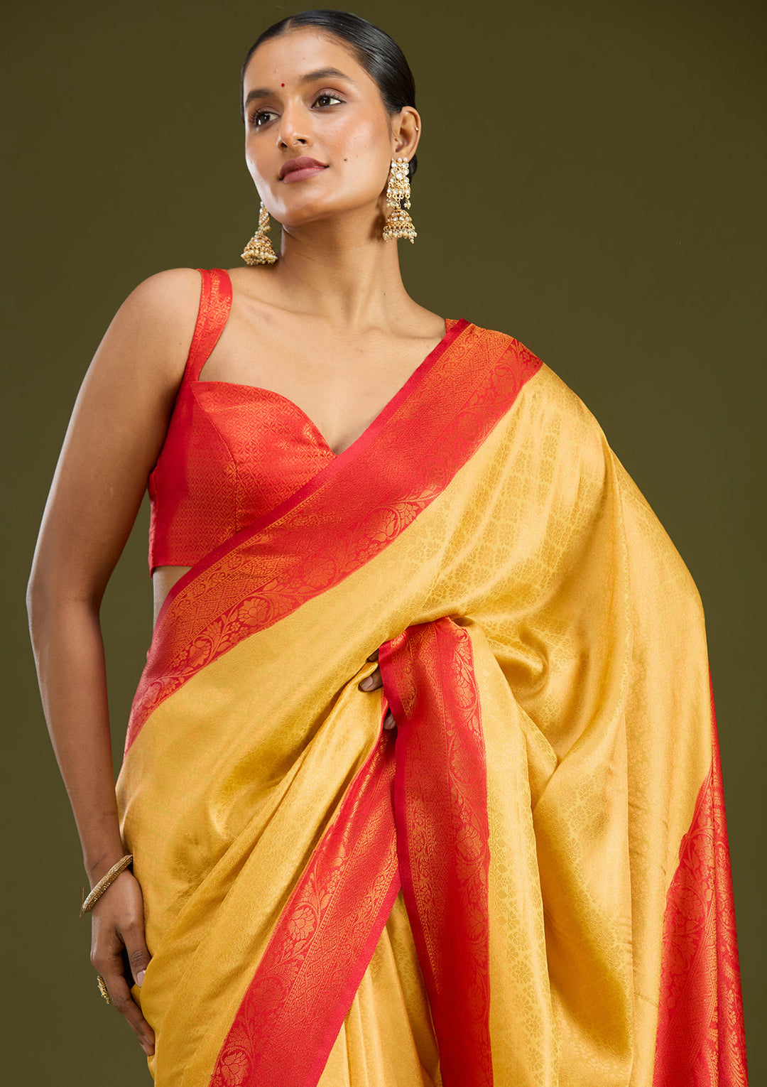 Gold Silk Jaal Gold Zariwork Saree With Matching Blouse Piece