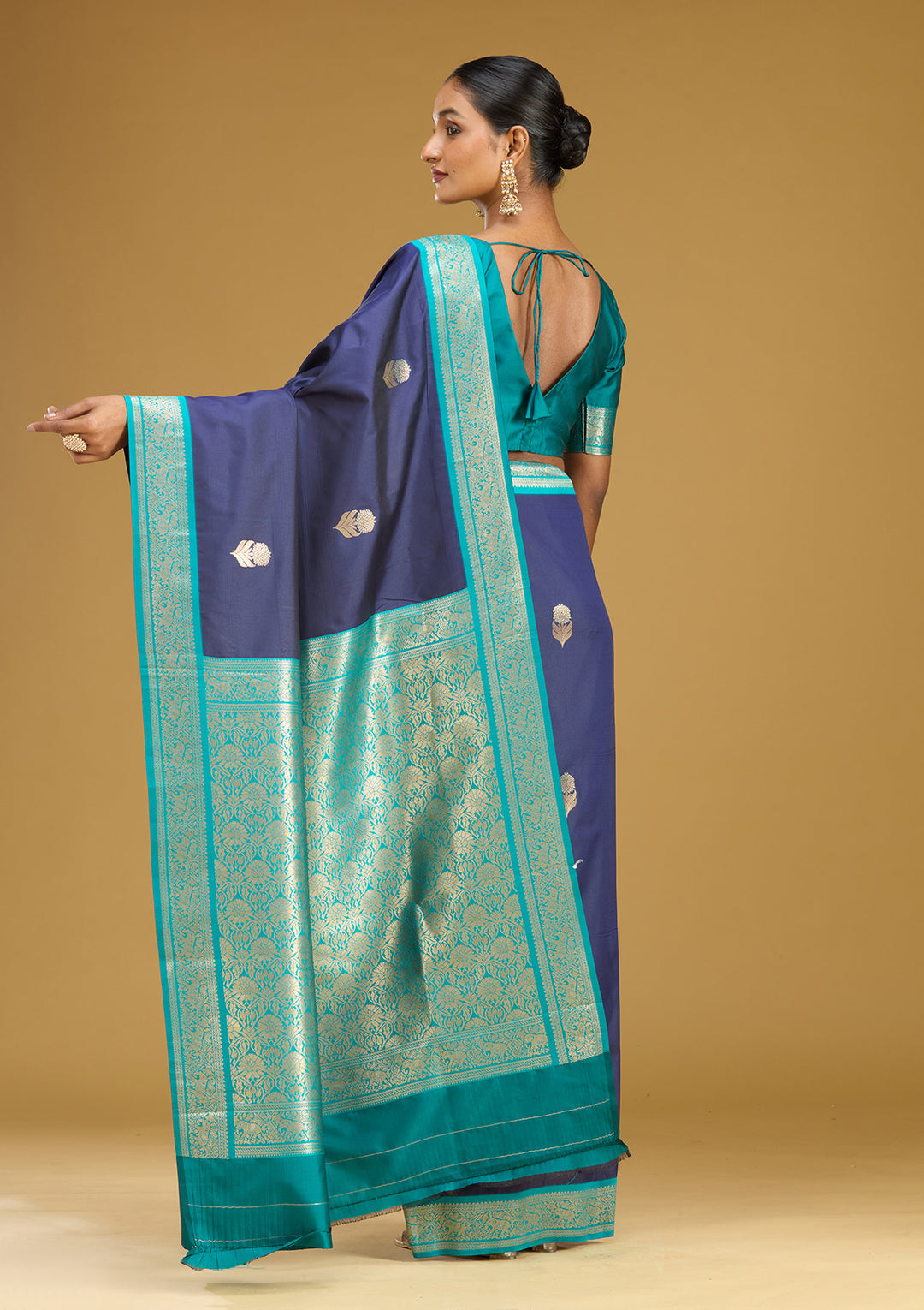 Navy Blue Silk Buti Gold Zariwork Saree With Matching Blouse Piece