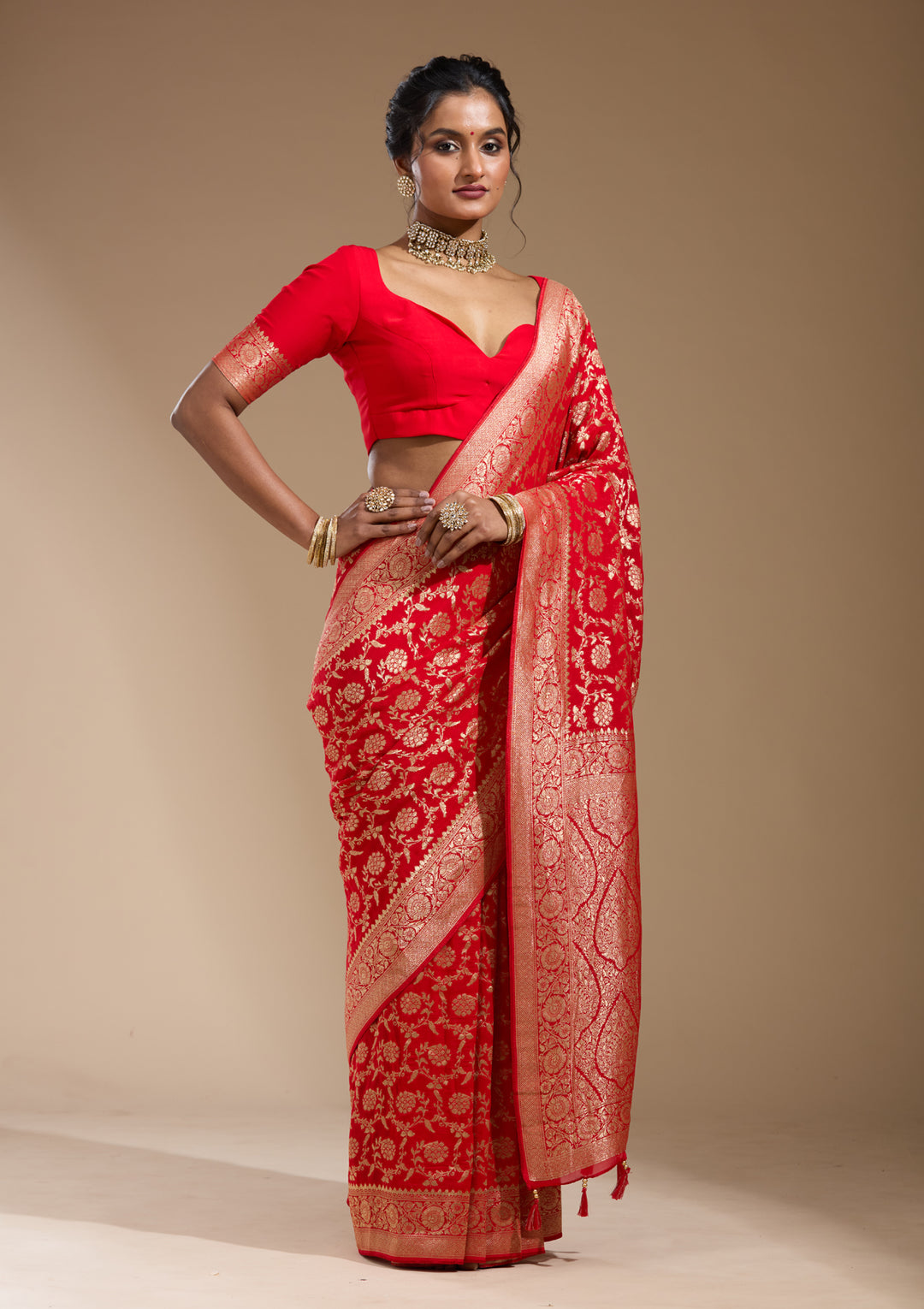 Red Georgette Jaal Gold Zariwork Saree With Matching Blouse Piece