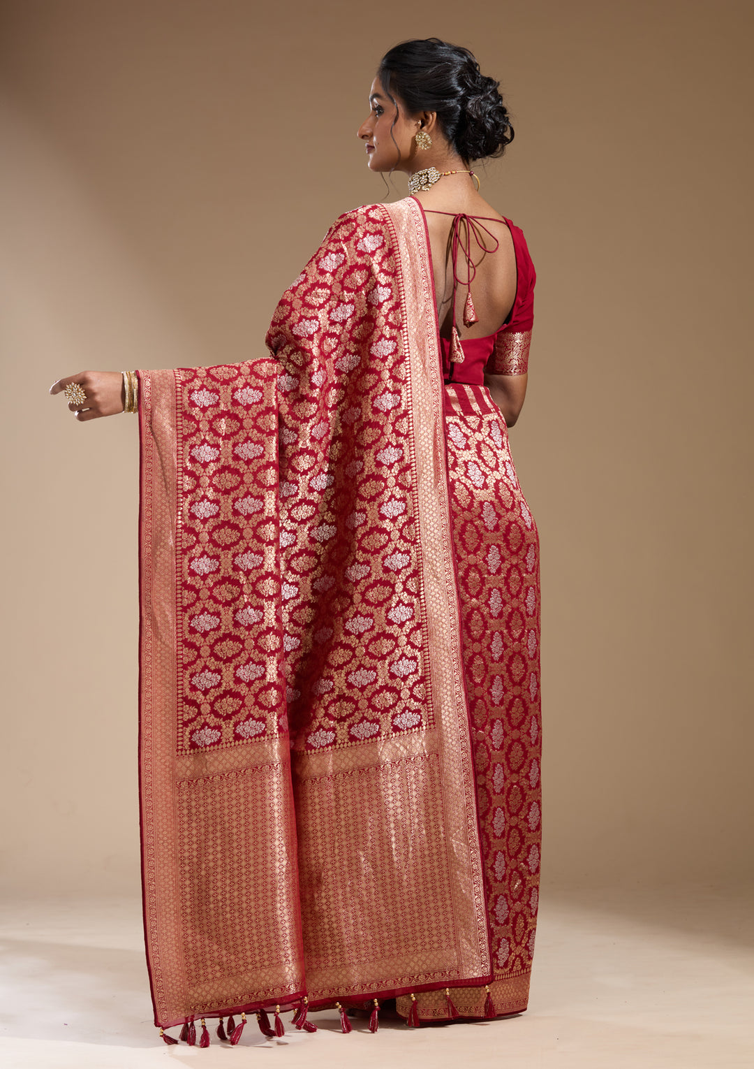 Maroon Georgette Jaal Gold Zariwork Saree With Matching Blouse Piece