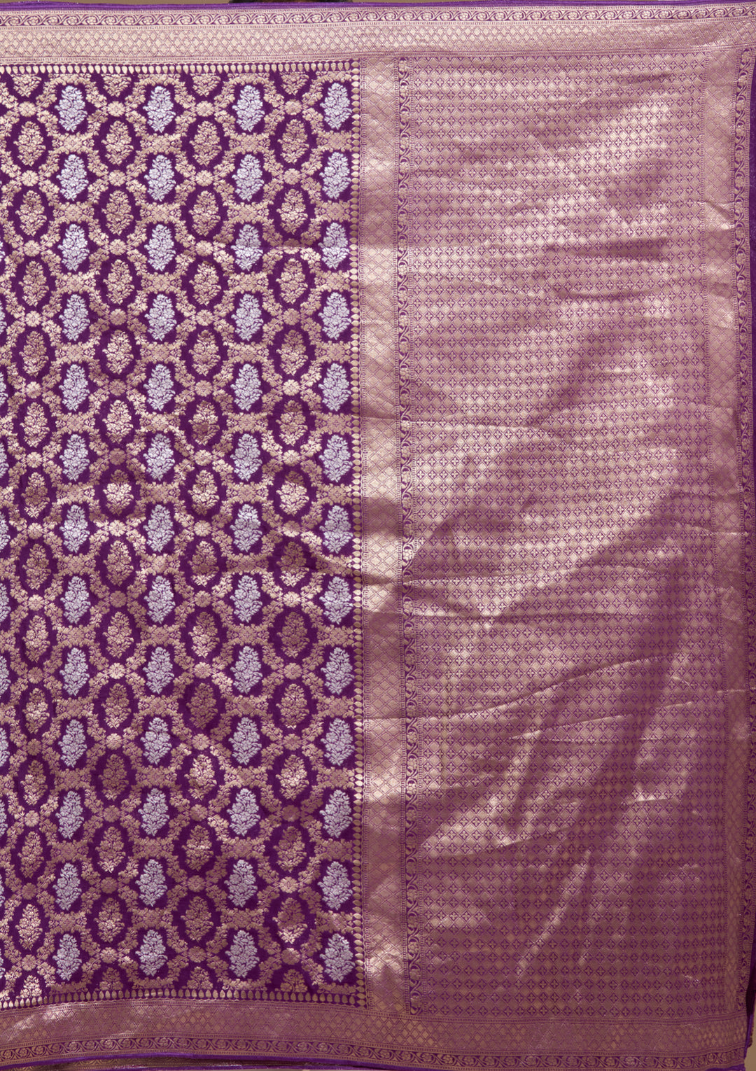 Purple Georgette Jaal Gold Zariwork Saree With Matching Blouse Piece