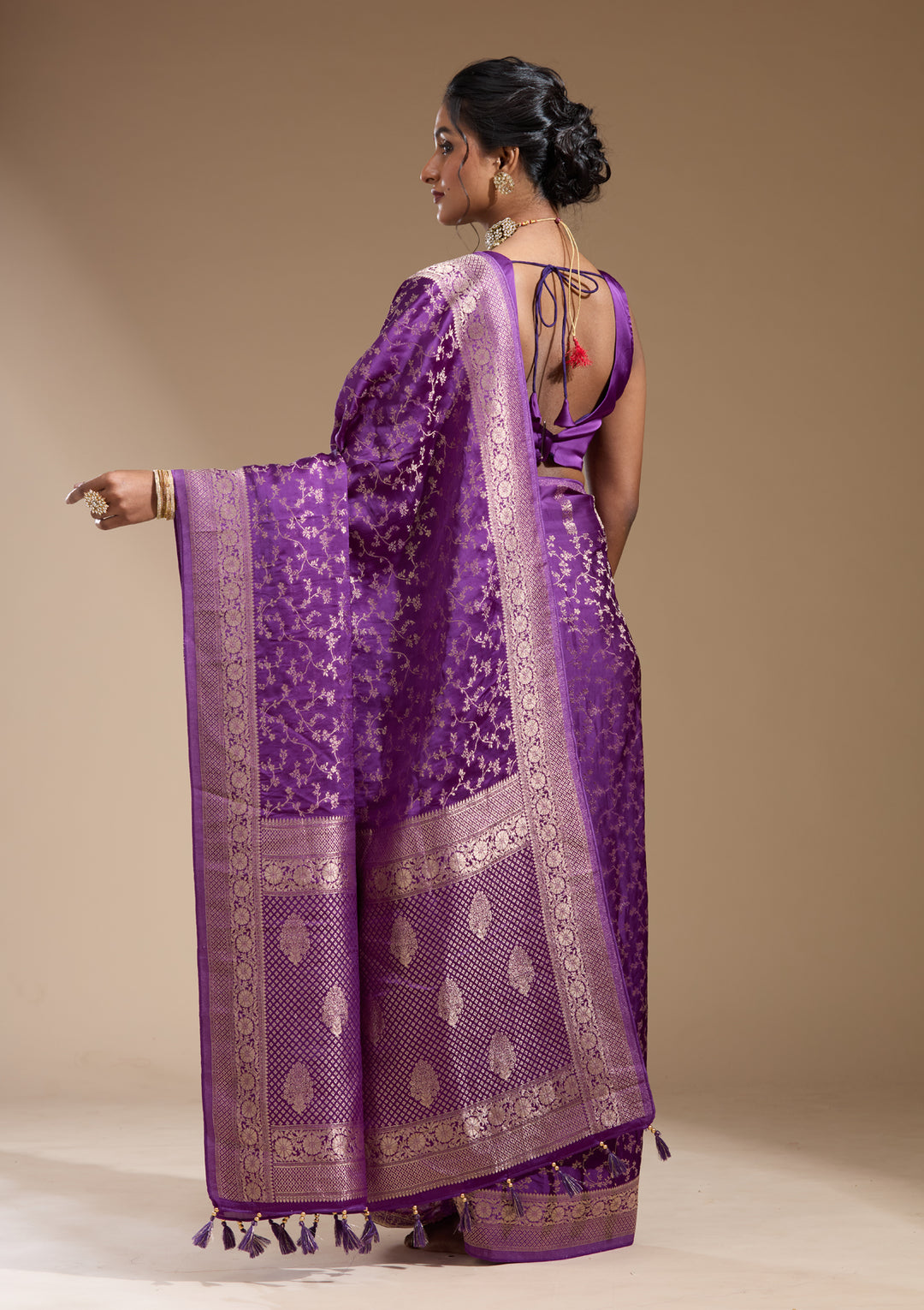 Purple Georgette Jaal Gold Zariwork Saree With Matching Blouse Piece
