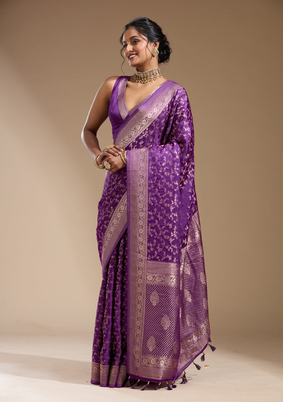 Purple Georgette Jaal Gold Zariwork Saree With Matching Blouse Piece