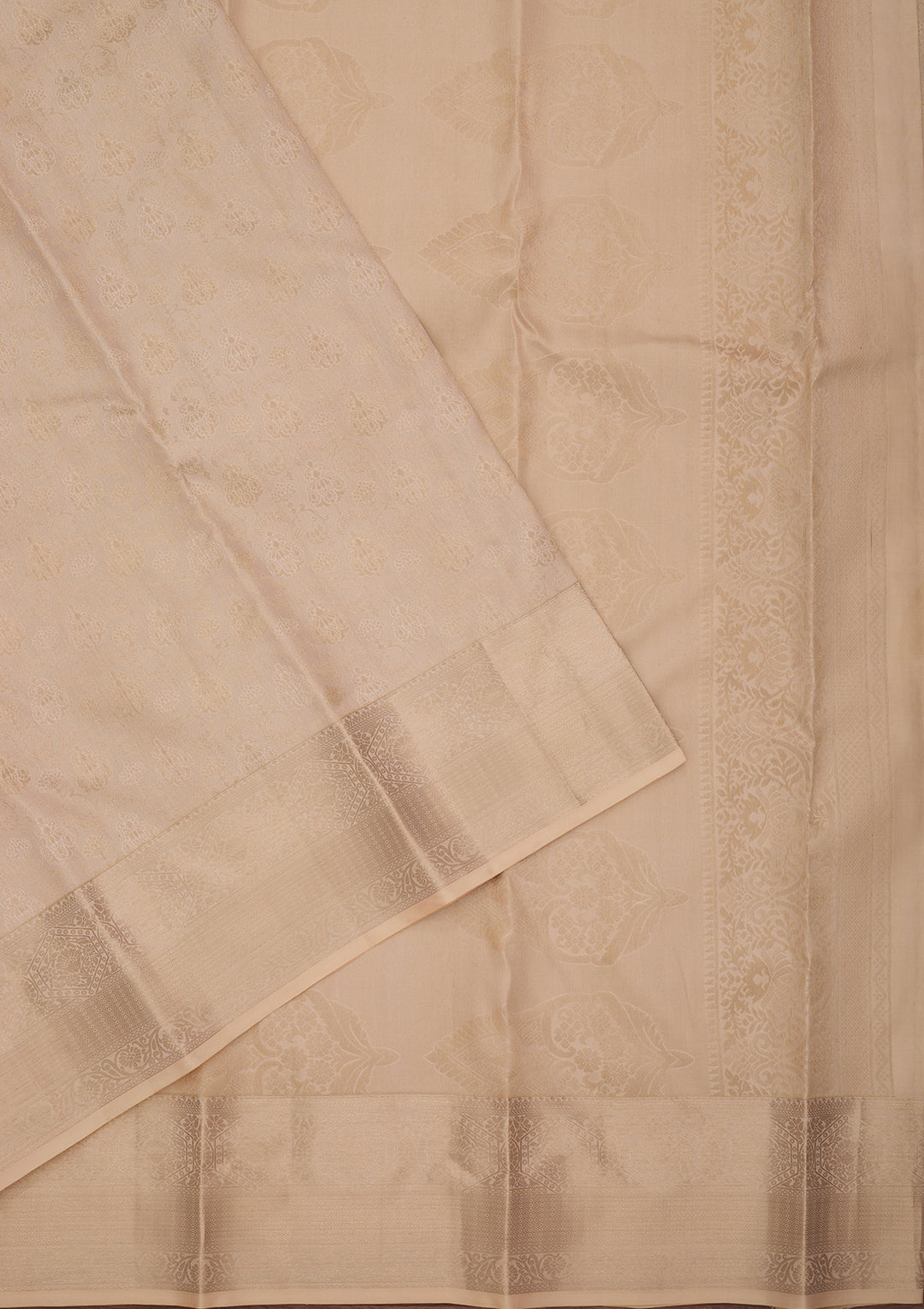 Cream Silk Jaal Gold Zariwork Saree With Matching Blouse Piece