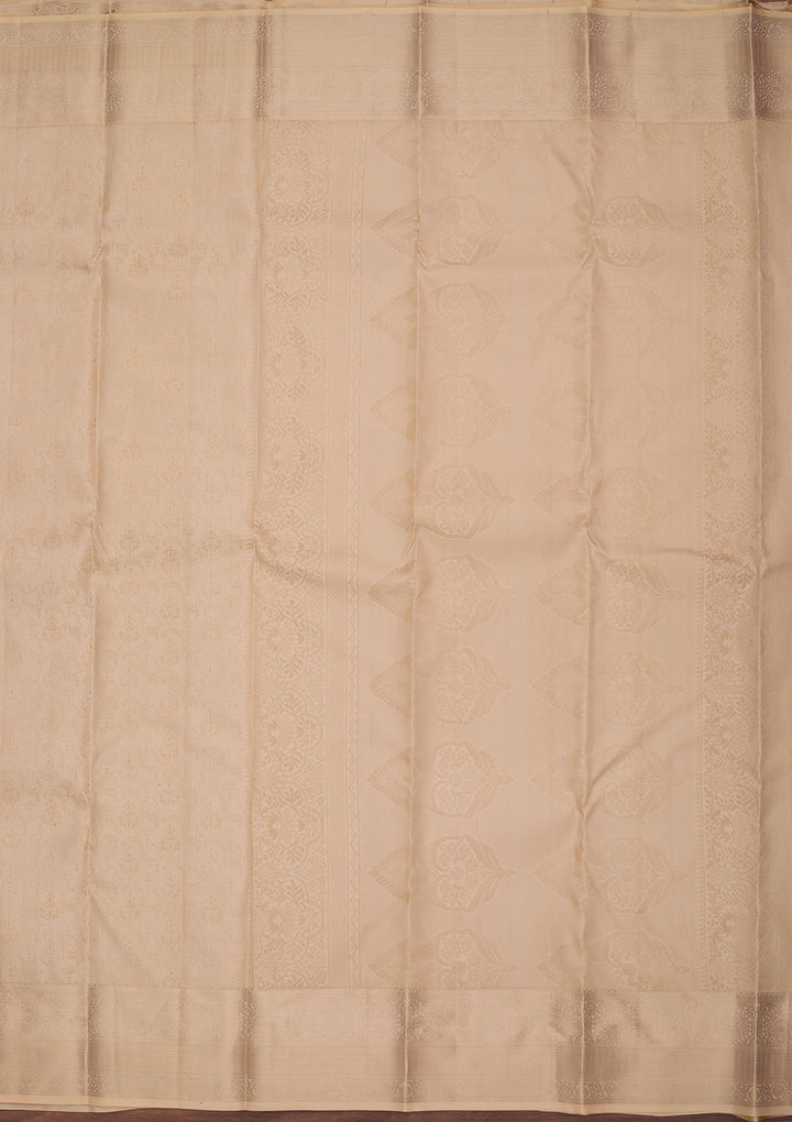 Cream Silk Jaal Gold Zariwork Saree With Matching Blouse Piece