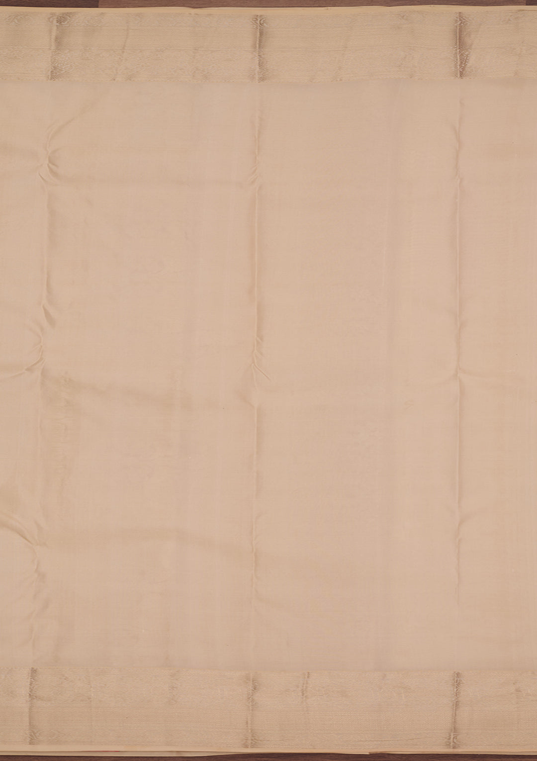 Cream Silk Jaal Gold Zariwork Saree With Matching Blouse Piece