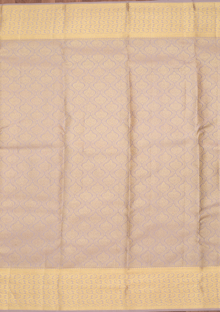 Light Grey Pure Silk Jaal Saree With Matching Blouse Piece
