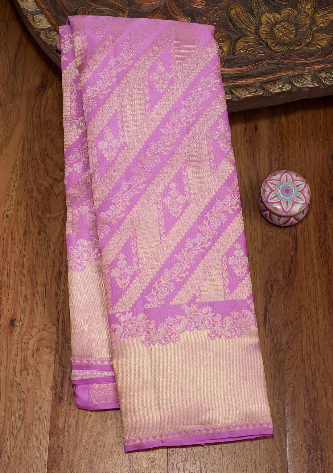 Lavender Silk Jaal Gold Zariwork Saree With Matching Blouse Piece