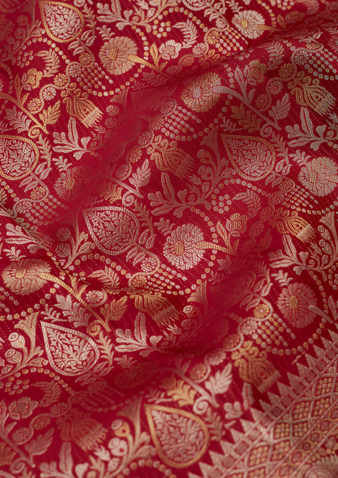 Maroon Silk Jaal Gold Zariwork Saree With Matching Blouse Piece