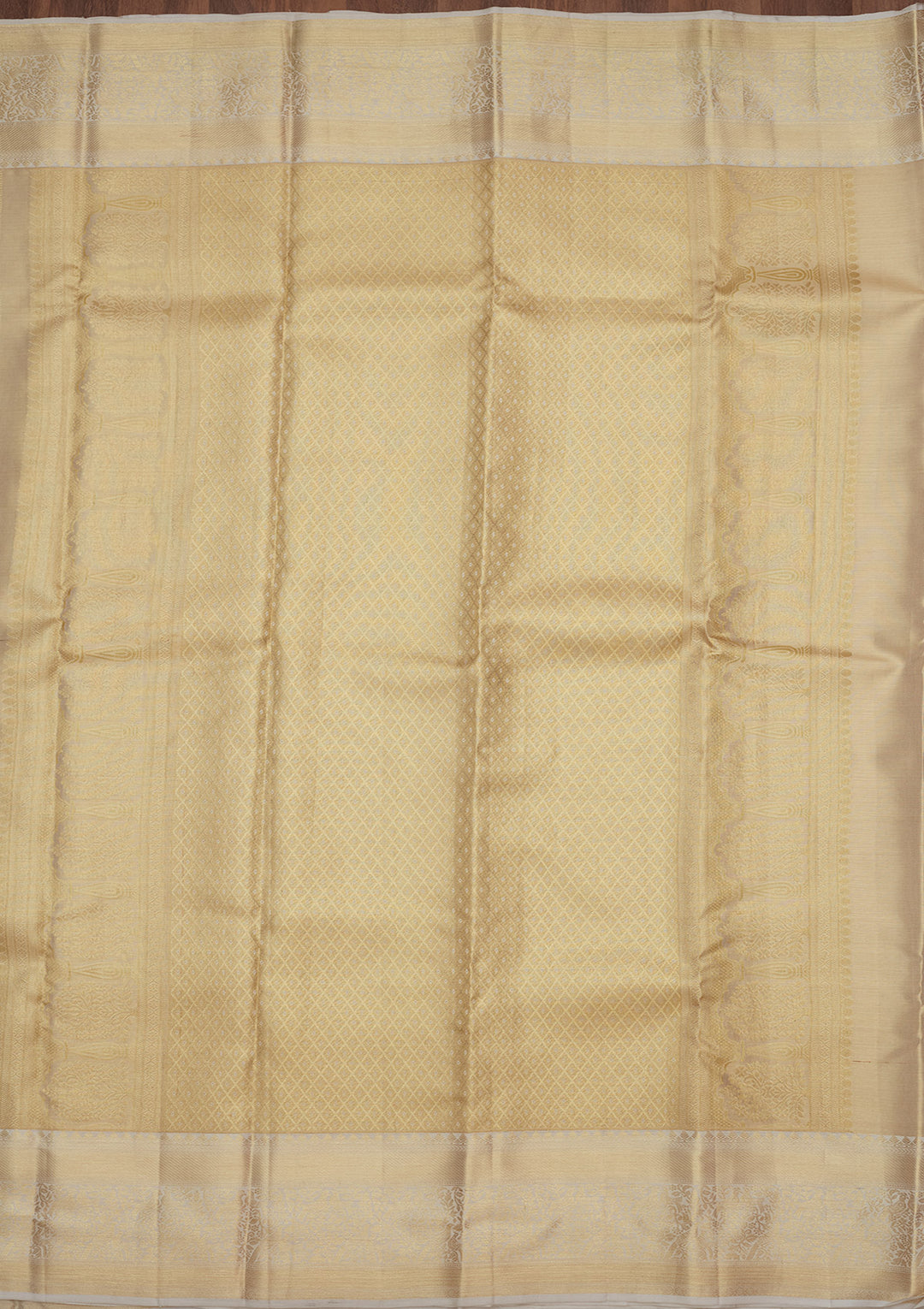 White Silk Jaal Gold Zariwork Saree With Matching Blouse Piece
