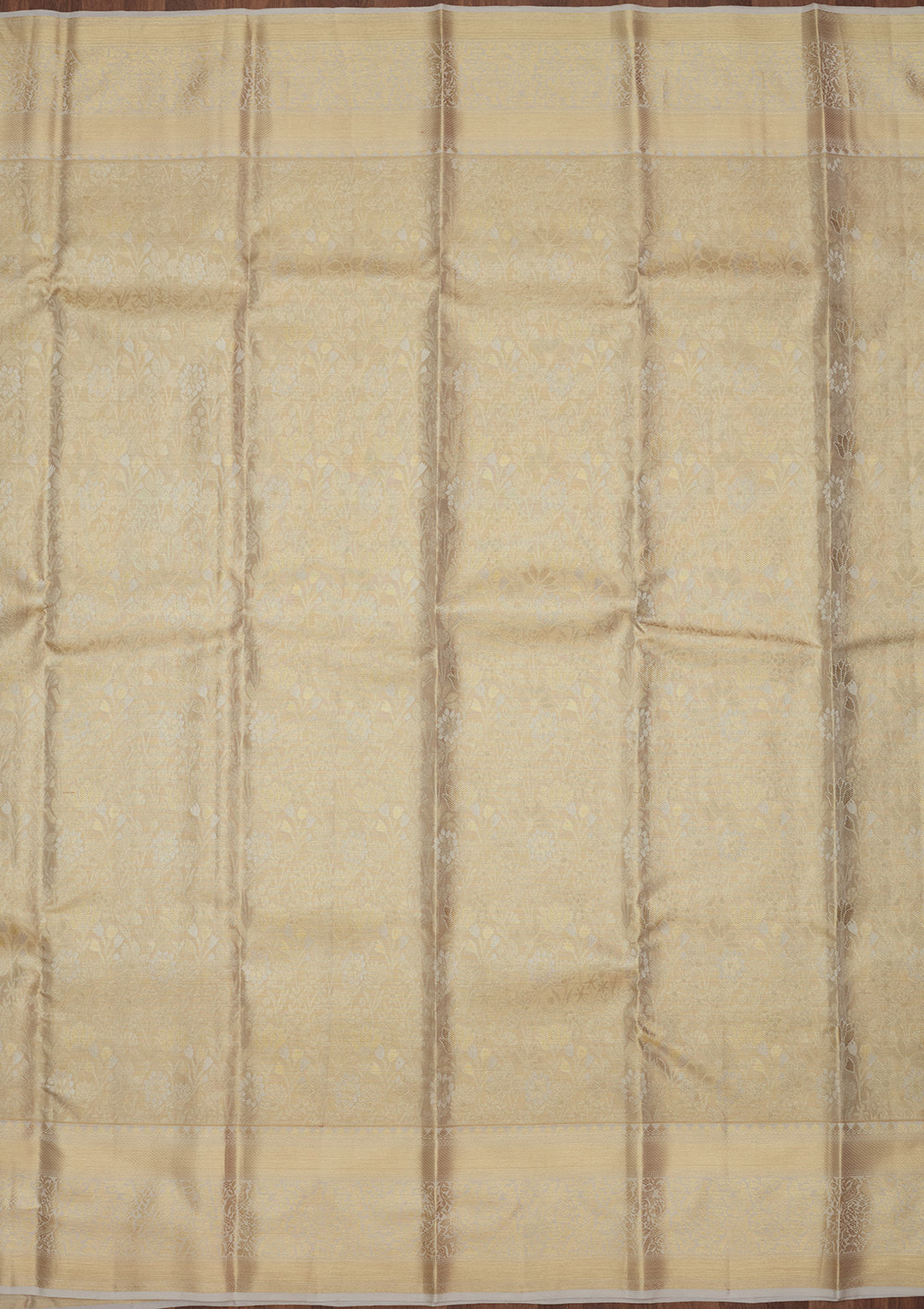 White Silk Jaal Gold Zariwork Saree With Matching Blouse Piece