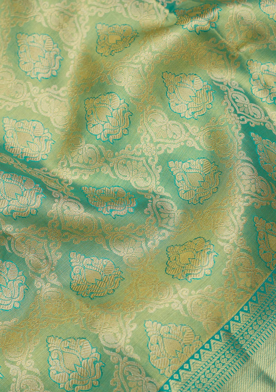 Sea Green Silk Jaal Gold Zariwork Saree With Matching Blouse Piece