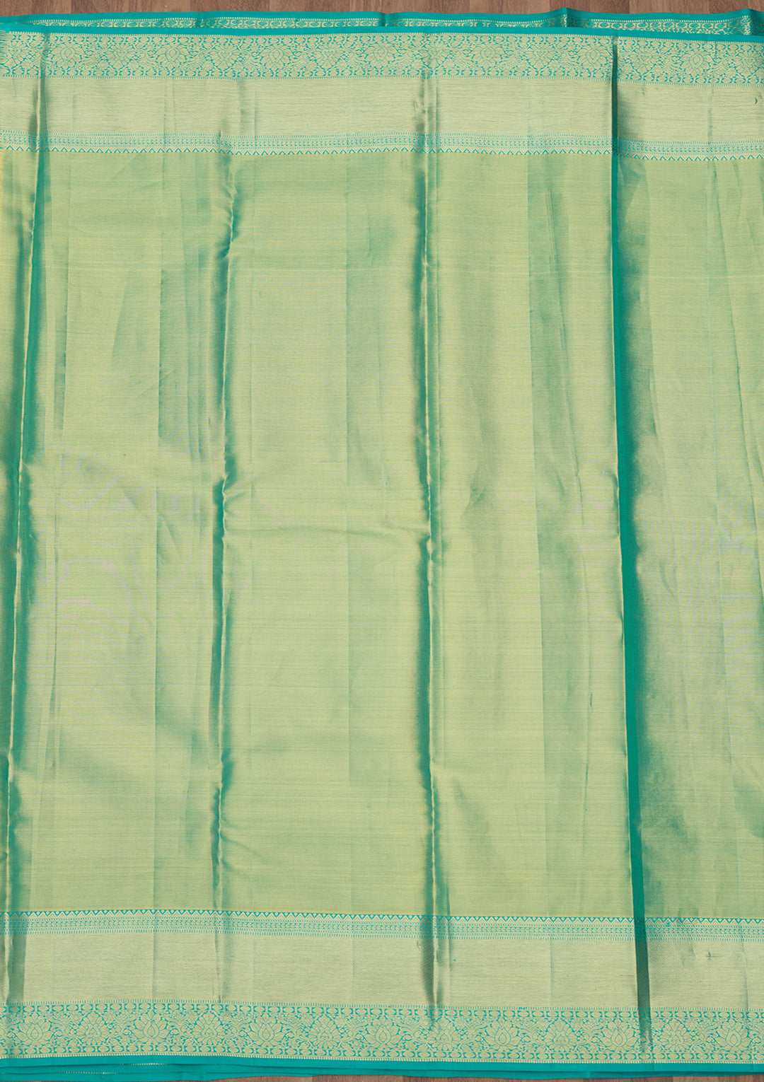 Sea Green Silk Jaal Gold Zariwork Saree With Matching Blouse Piece