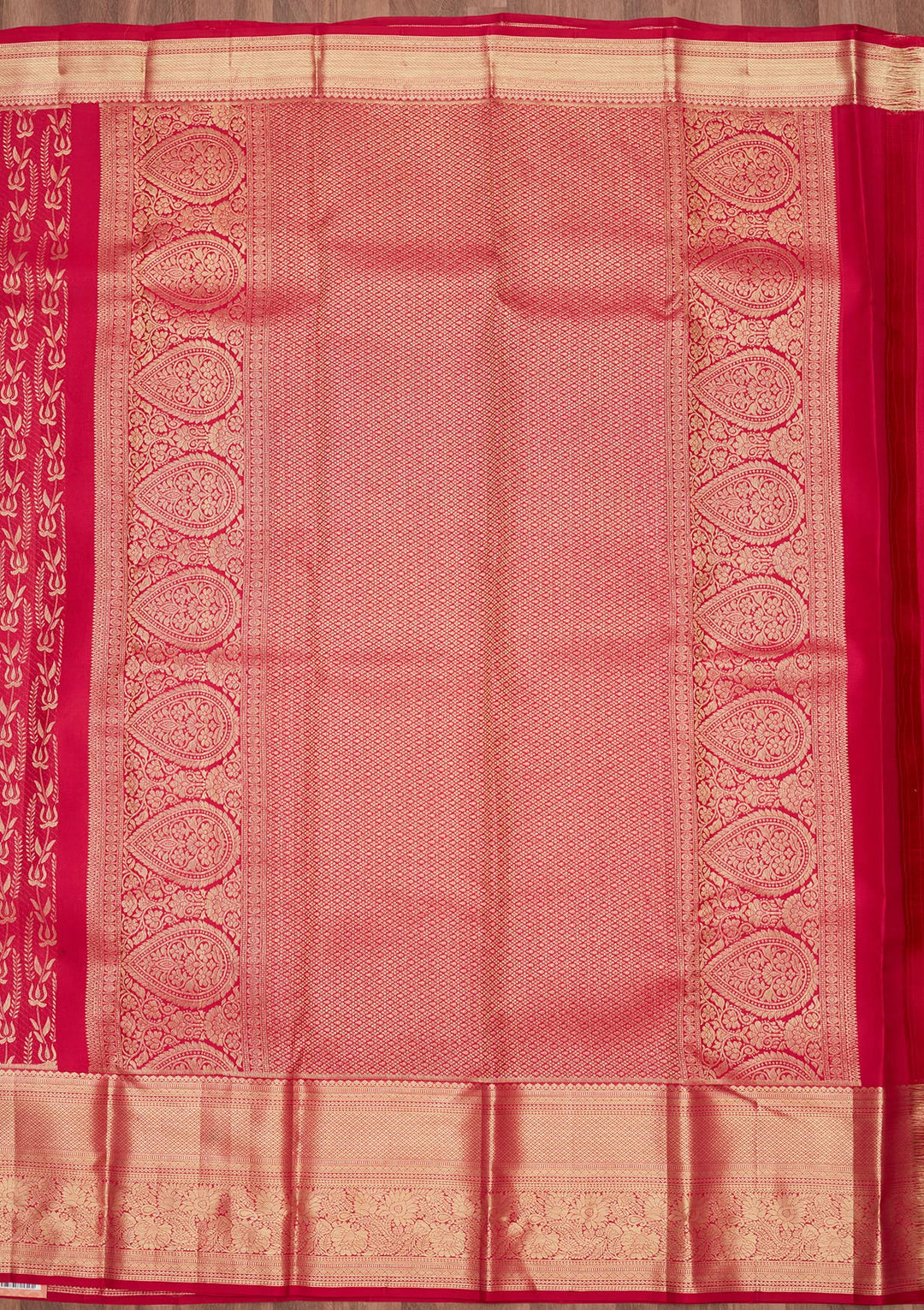 Rani Pink Silk Jaal Gold Zariwork Saree With Matching Blouse Piece