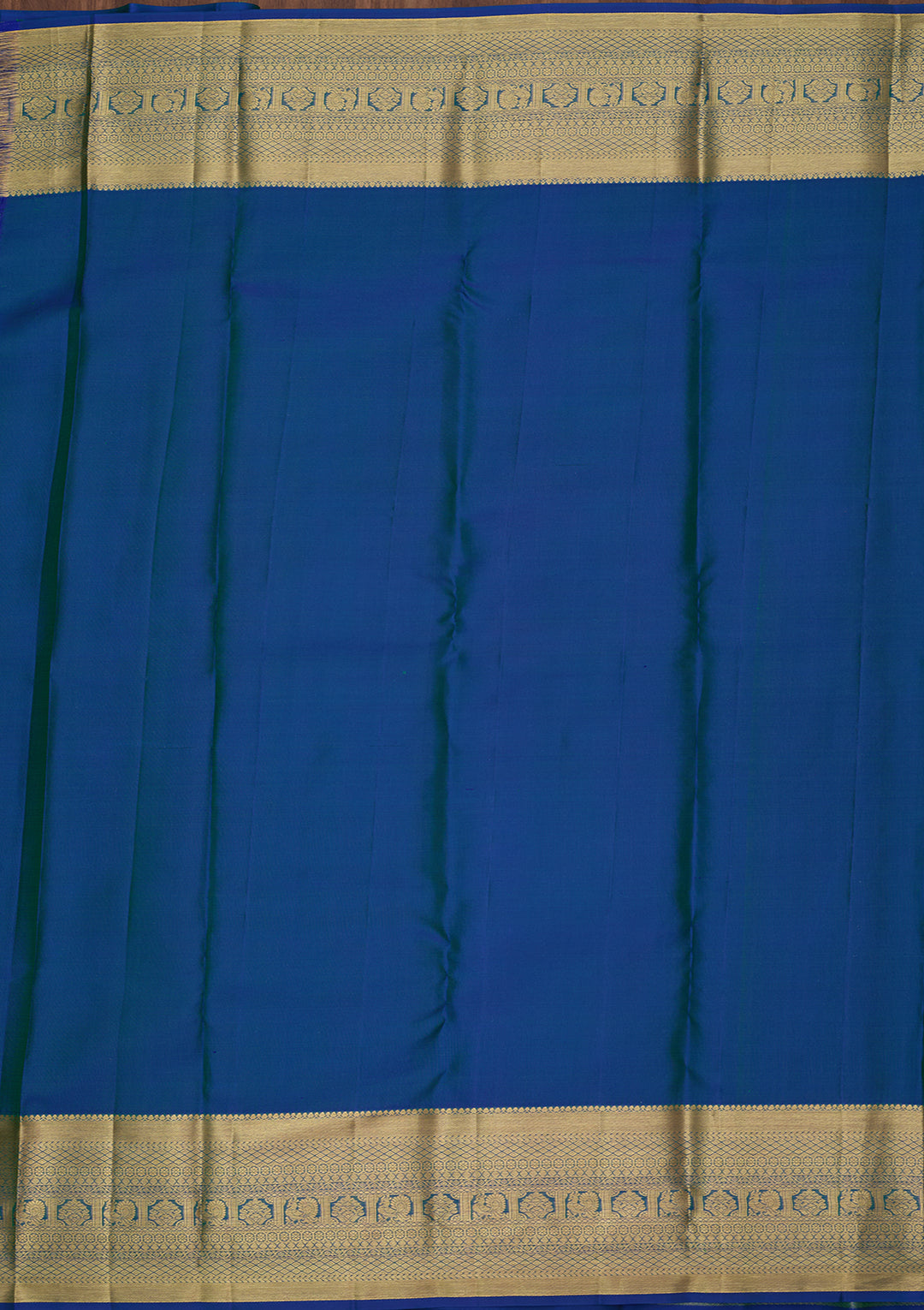 Turquoise Blue Silk Jaal Saree With Matching Blouse Piece