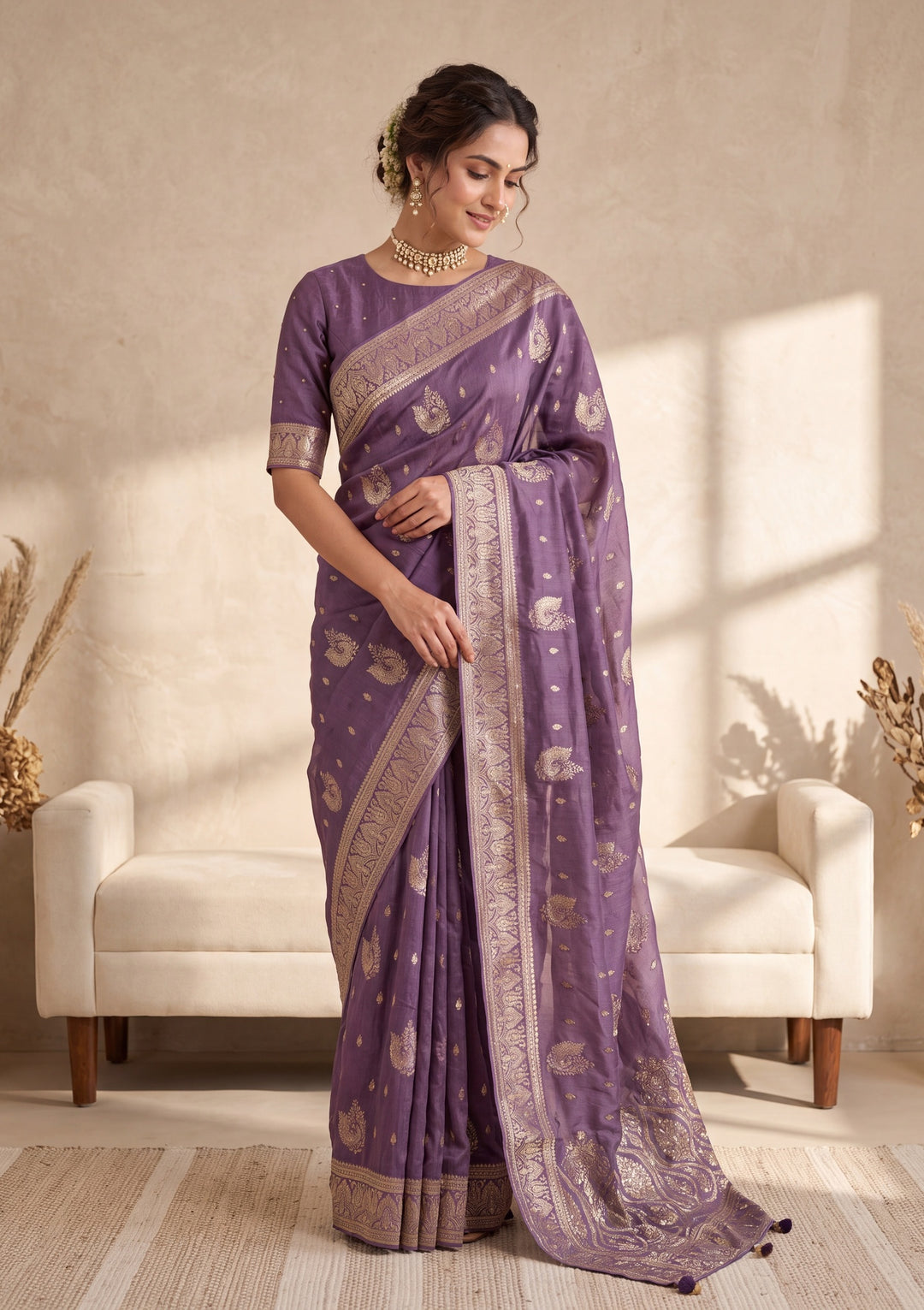 Lavender Banarasi Silk Saree With Matching Blouse Piece