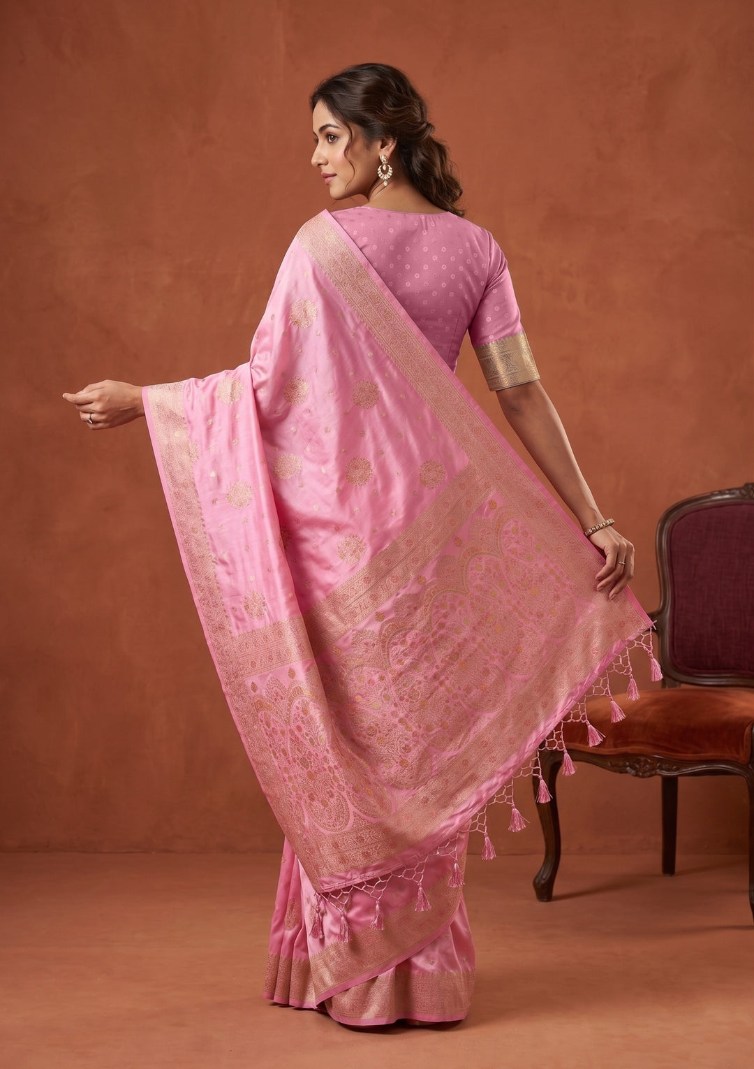 Baby Pink Silk Buti Saree With Matching Blouse Piece