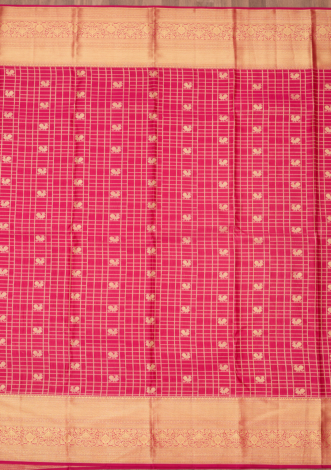 Rani Pink Silk Checks Saree With Matching Blouse Piece