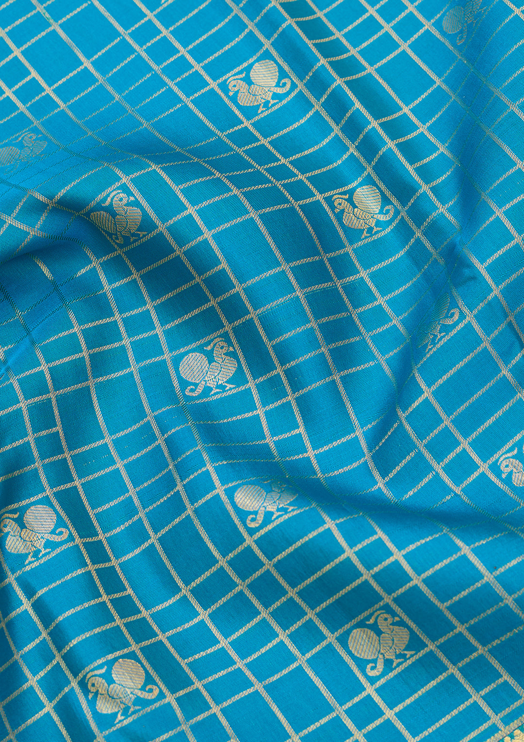 Turquoise Blue Silk Checks Saree With Matching Blouse Piece