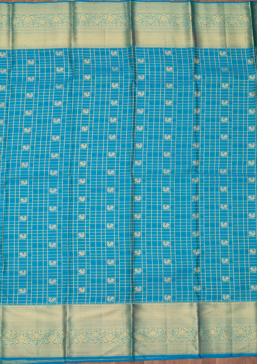 Turquoise Blue Silk Checks Saree With Matching Blouse Piece