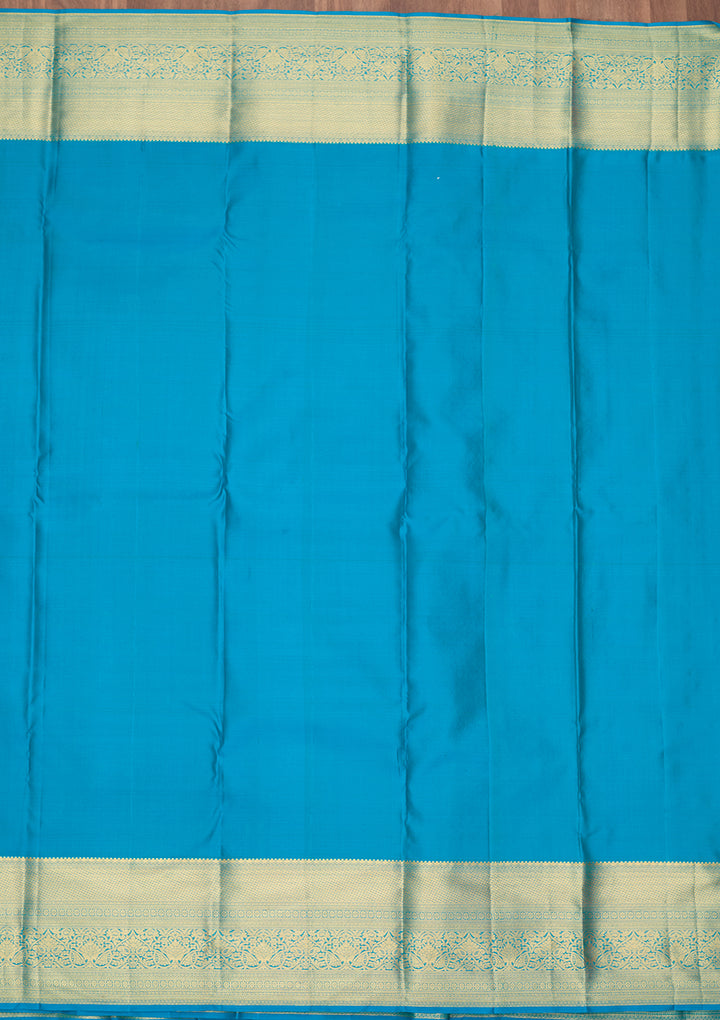Turquoise Blue Silk Checks Saree With Matching Blouse Piece
