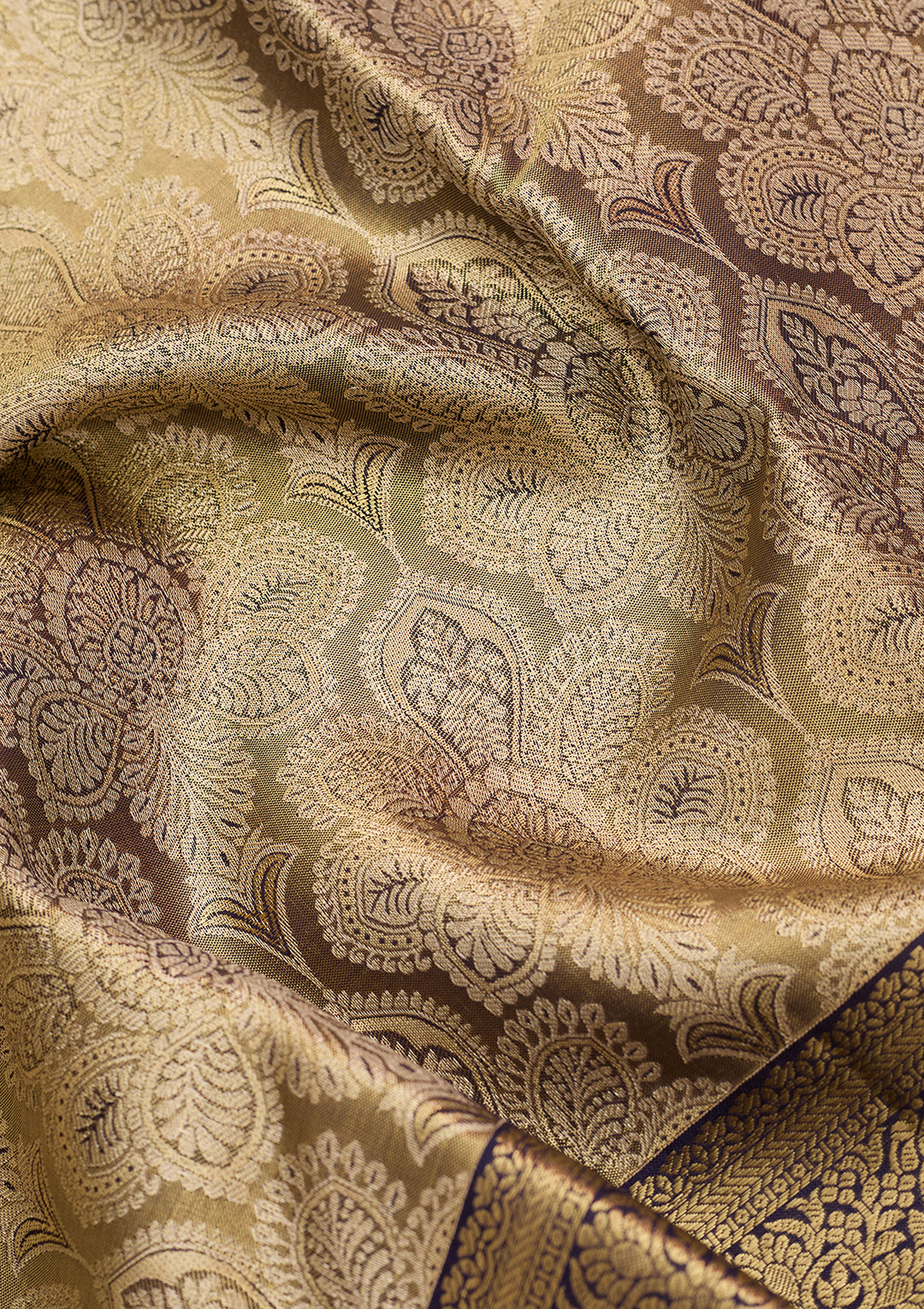 Grey Silk Jaal Saree With Matching Blouse Piece