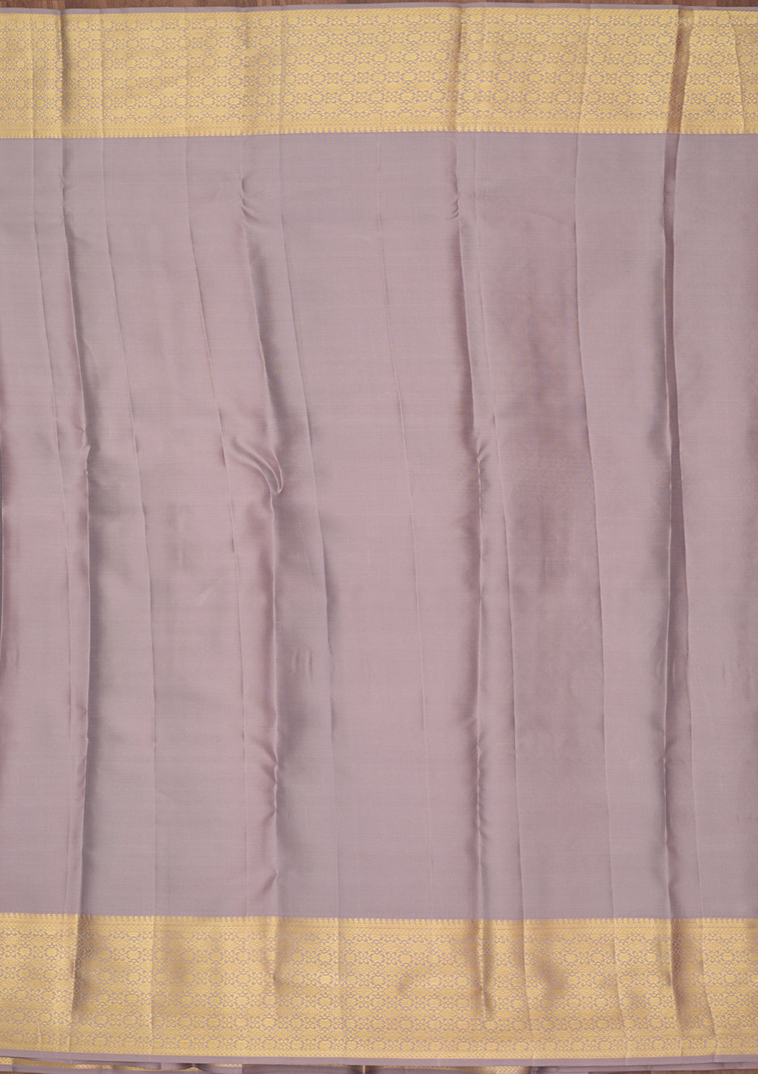 Grey Silk Jaal Saree With Matching Blouse Piece