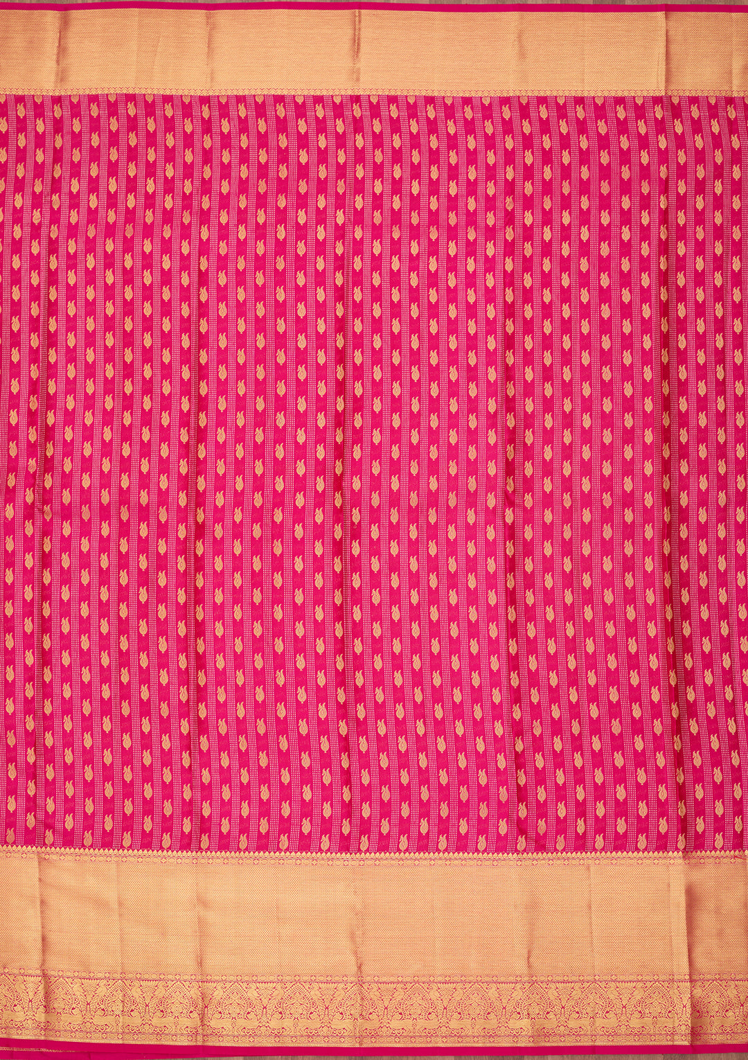 Rani Pink Silk Buti Saree With Matching Blouse Piece