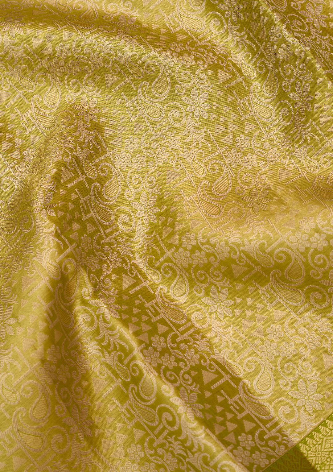 Parrot Green Silk Jaal Saree With Matching Blouse Piece