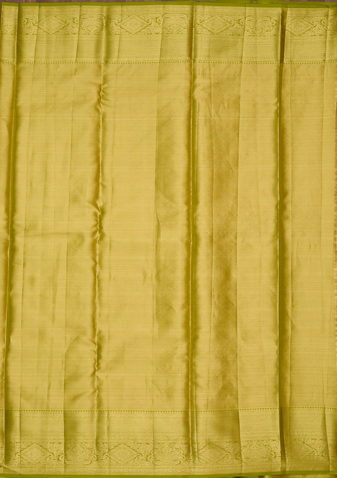 Parrot Green Silk Jaal Saree With Matching Blouse Piece