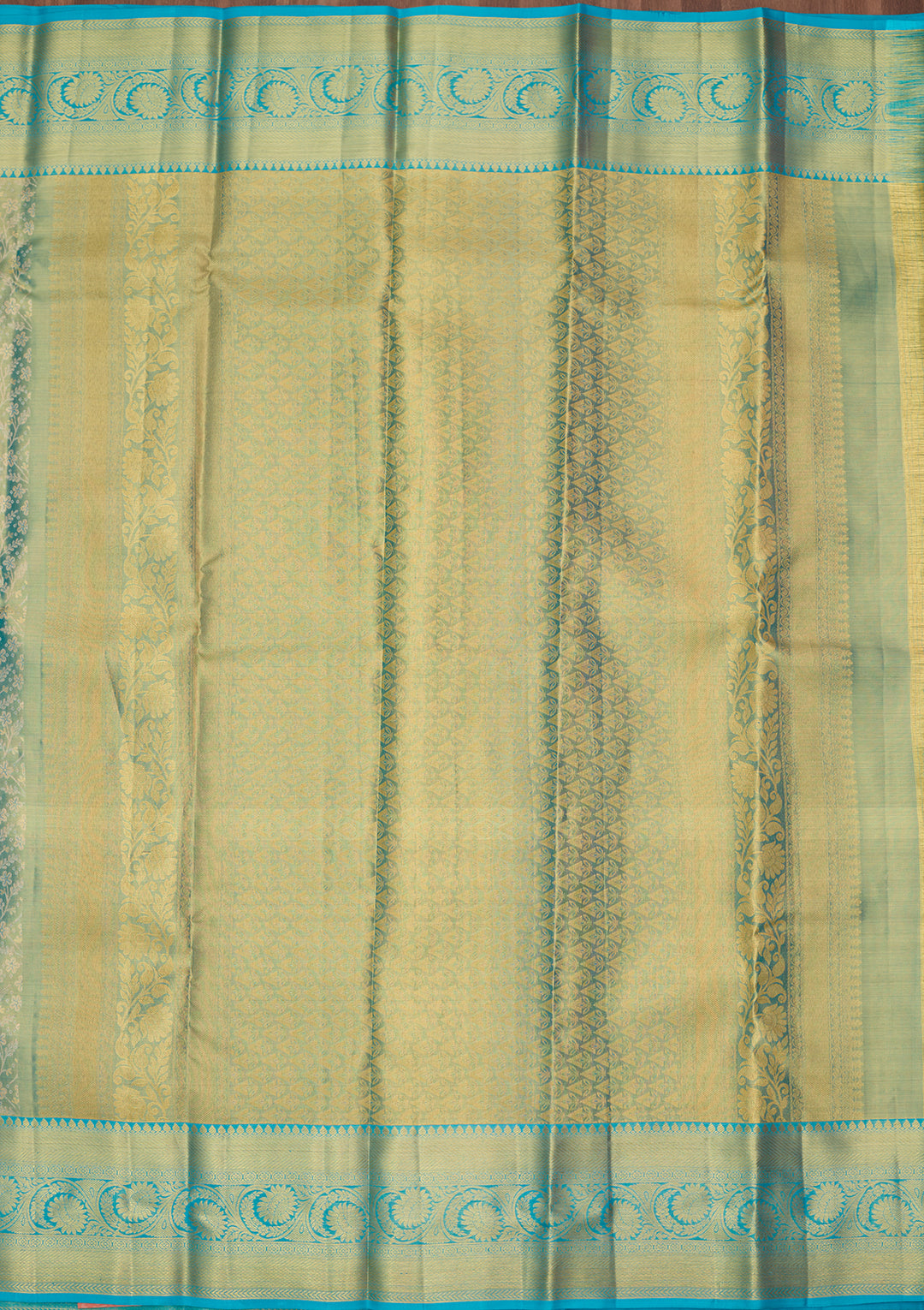 Sea Green Silk Jaal Saree With Matching Blouse Piece