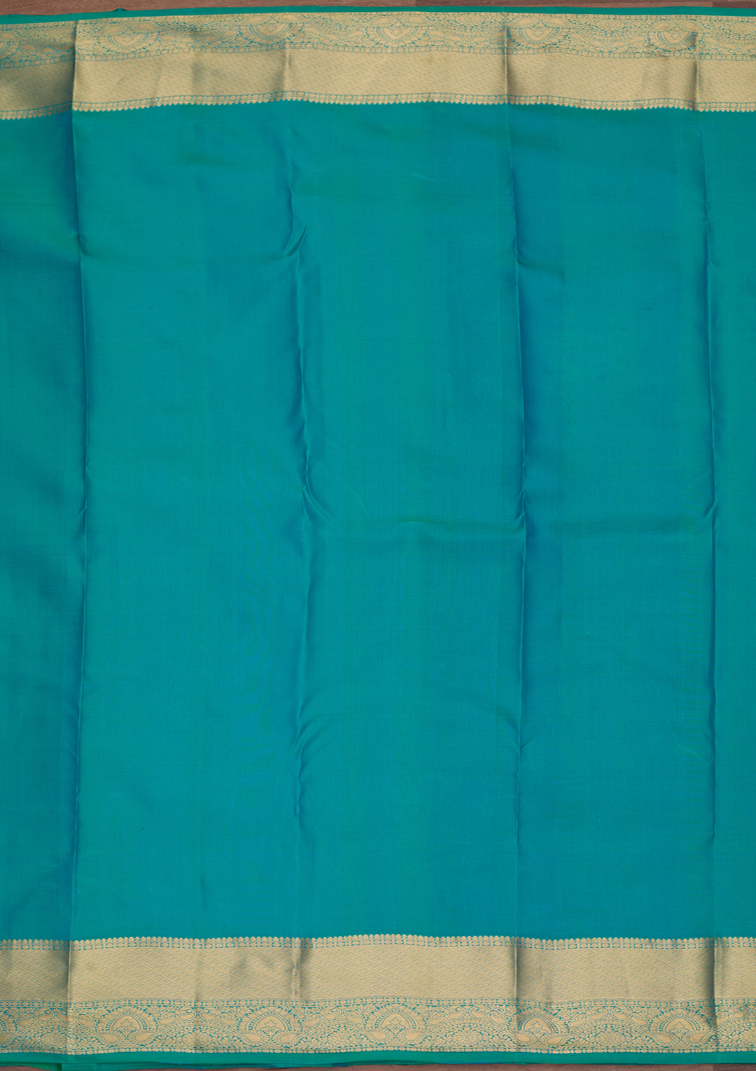 Rama Green Silk Checks Saree With Matching Blouse Piece