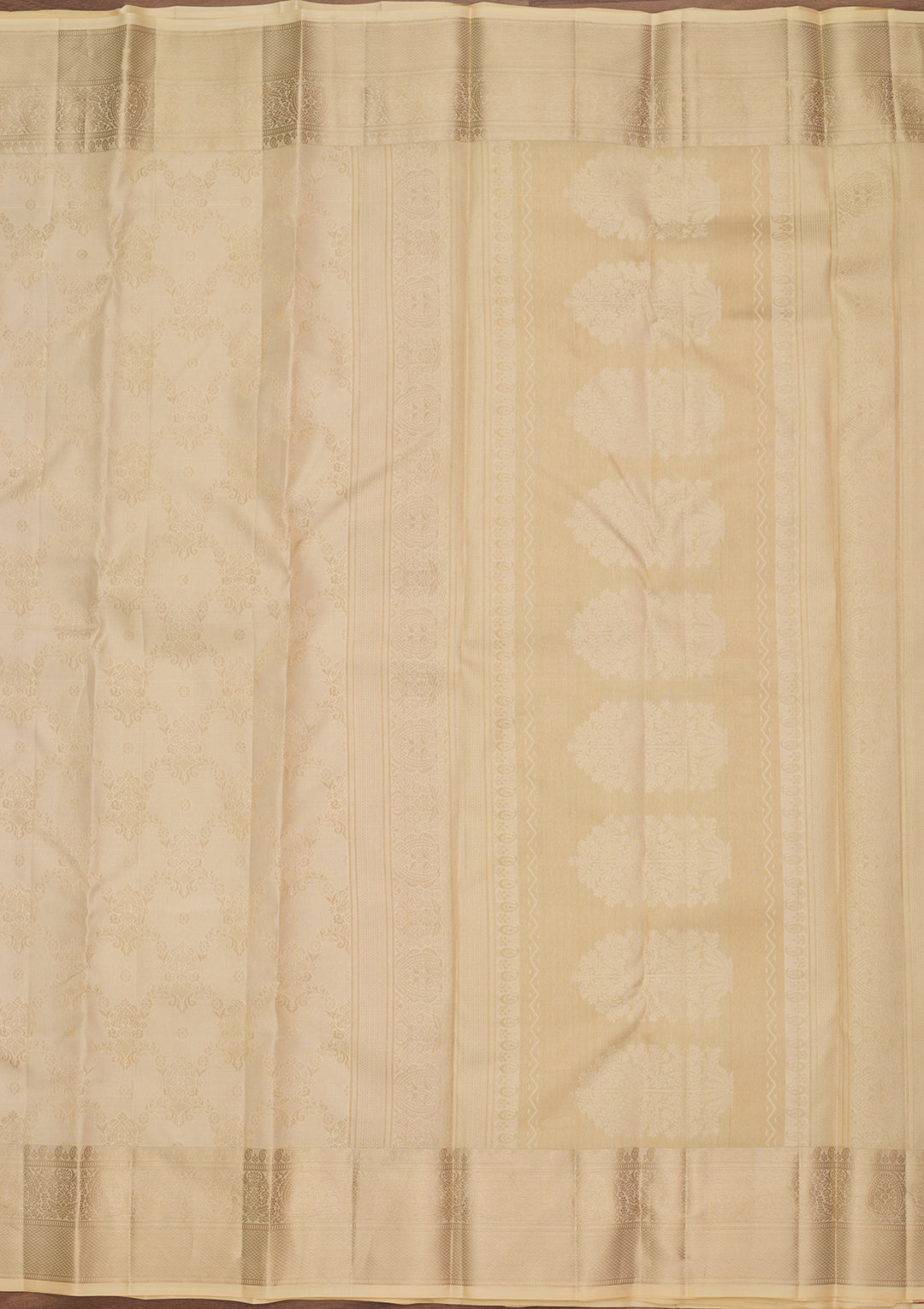 Cream Silk Jaal Saree With Matching Blouse Piece