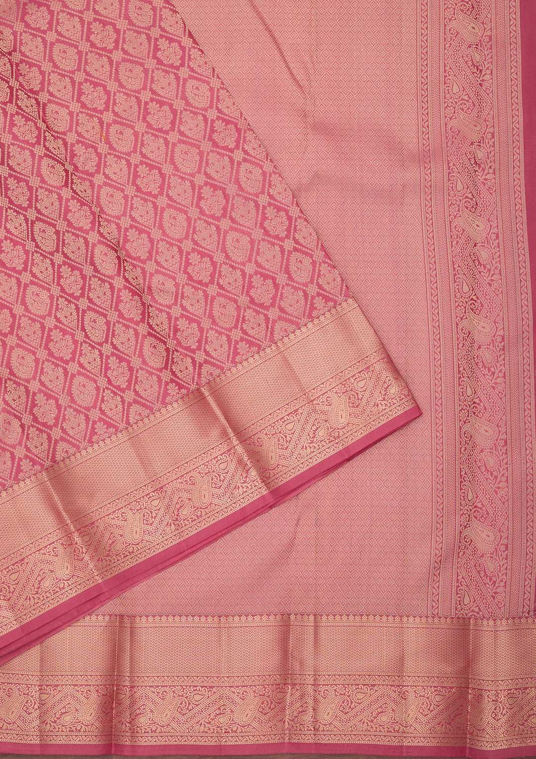Onion Pink Silk Checks Saree With Matching Blouse Piece