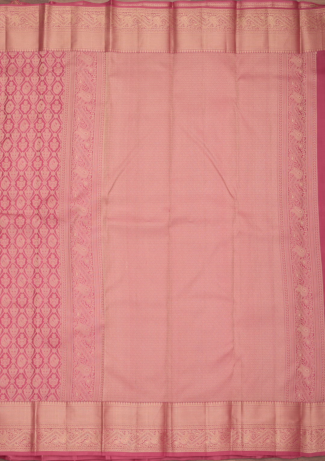 Onion Pink Silk Checks Saree With Matching Blouse Piece