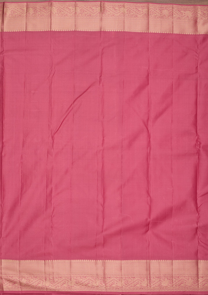 Onion Pink Silk Checks Saree With Matching Blouse Piece