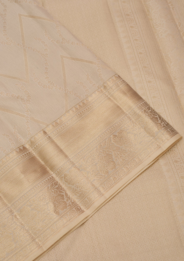 Cream Silk Jaal Saree With Matching Blouse Piece
