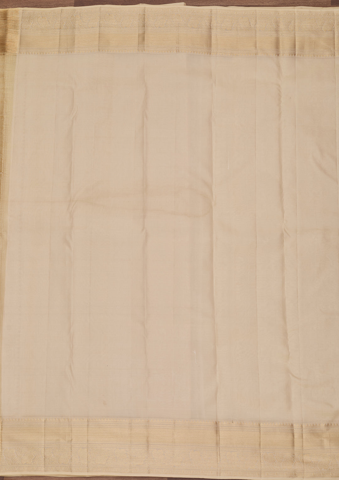 Cream Silk Jaal Saree With Matching Blouse Piece