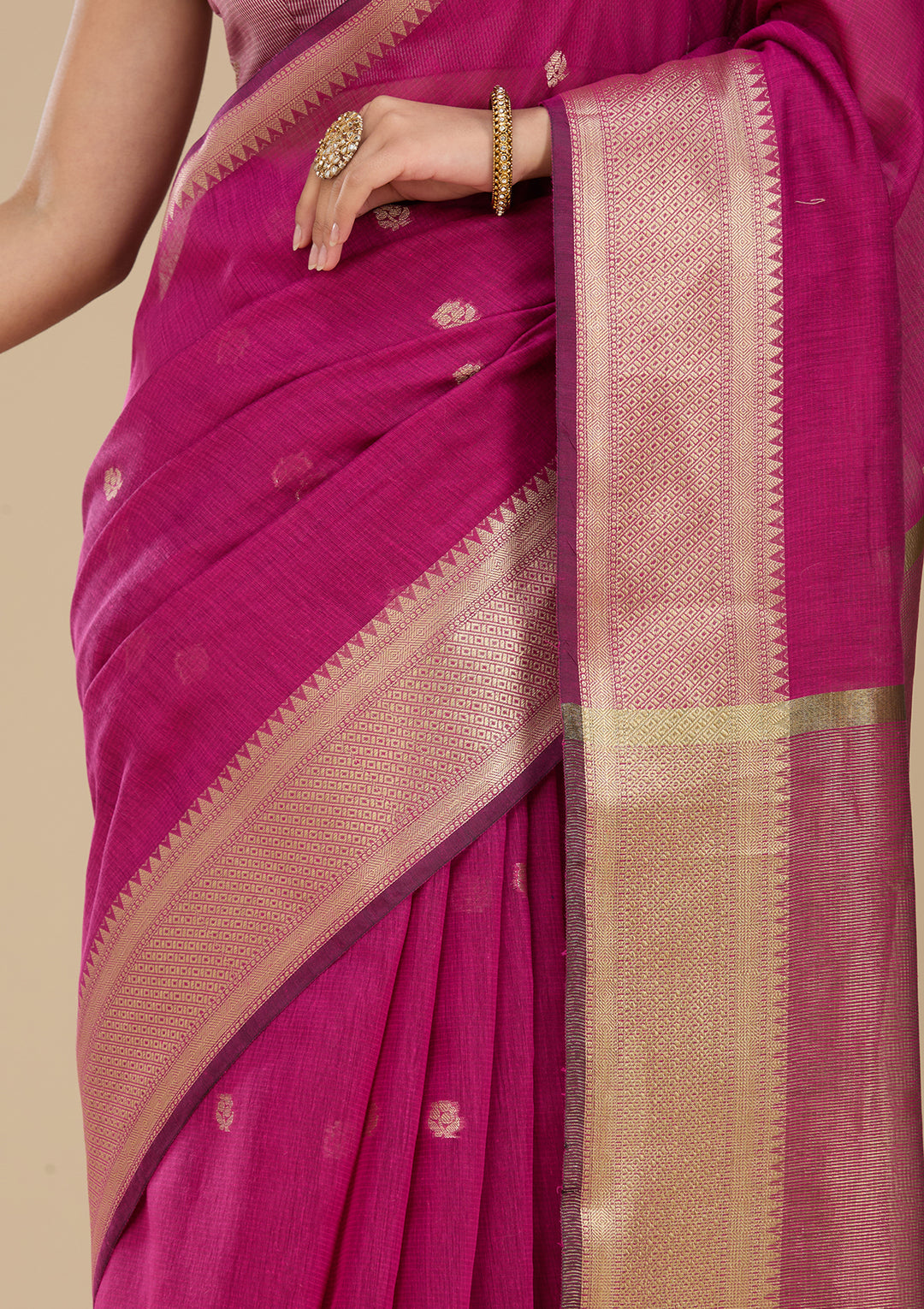 Wine Banarasi Silk Saree With Matching Blouse Piece