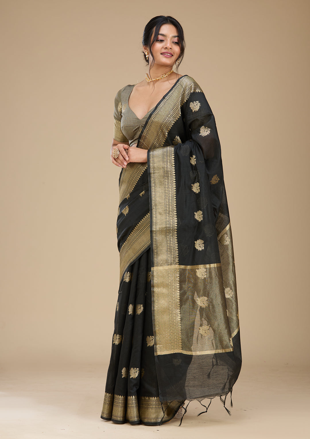 Black Banarasi Silk Saree With Matching Blouse Piece