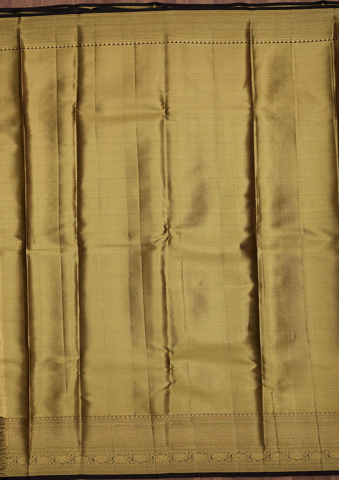 Gold Dharmavaram Tissue Silk Saree