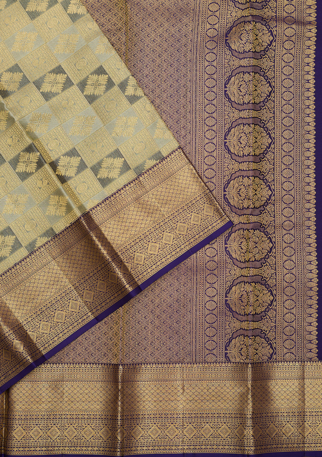Sea Green Dharmavaram Tissue Silk Saree