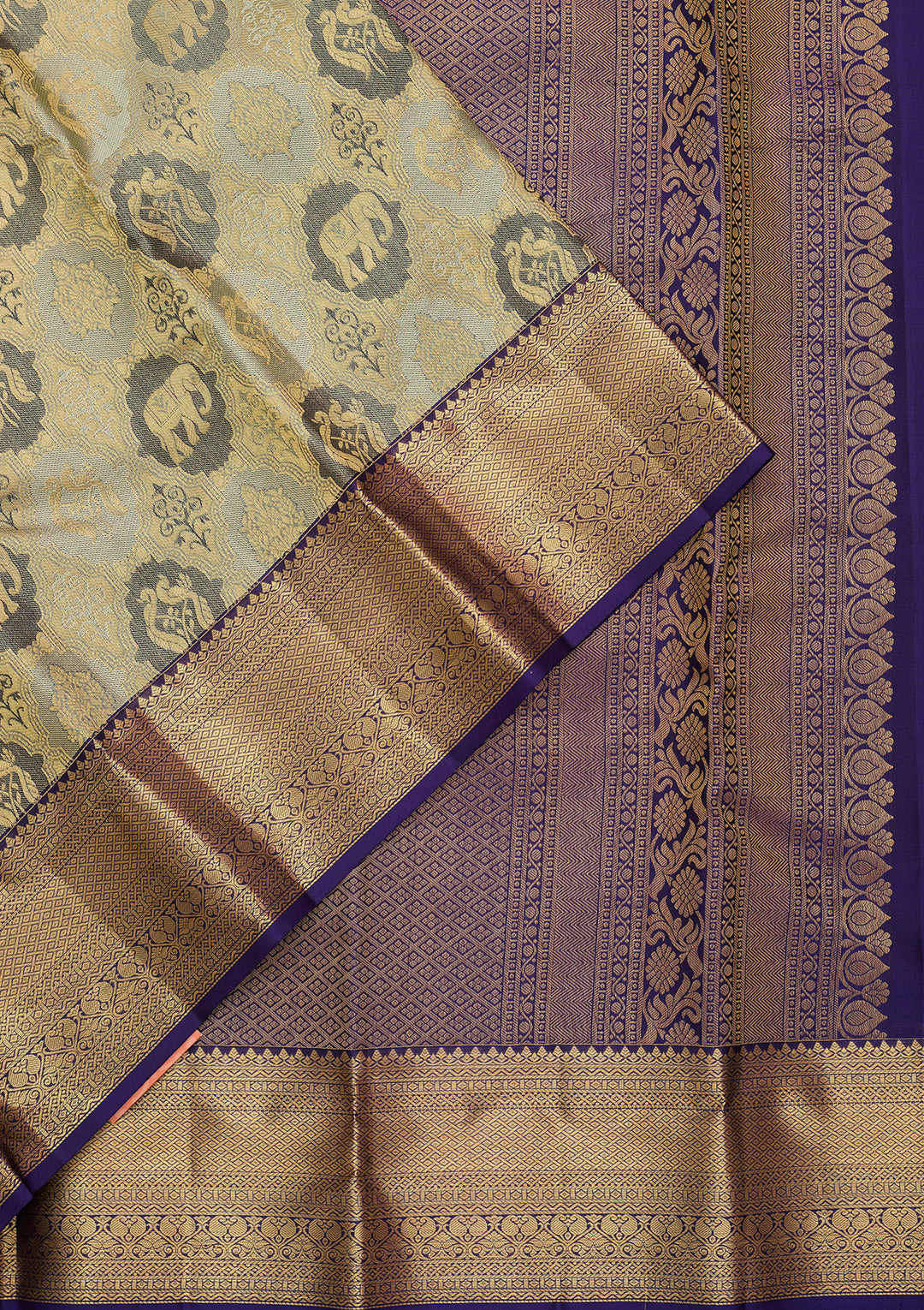 Light Grey Pure Silk Jaal Saree With Matching Blouse Piece